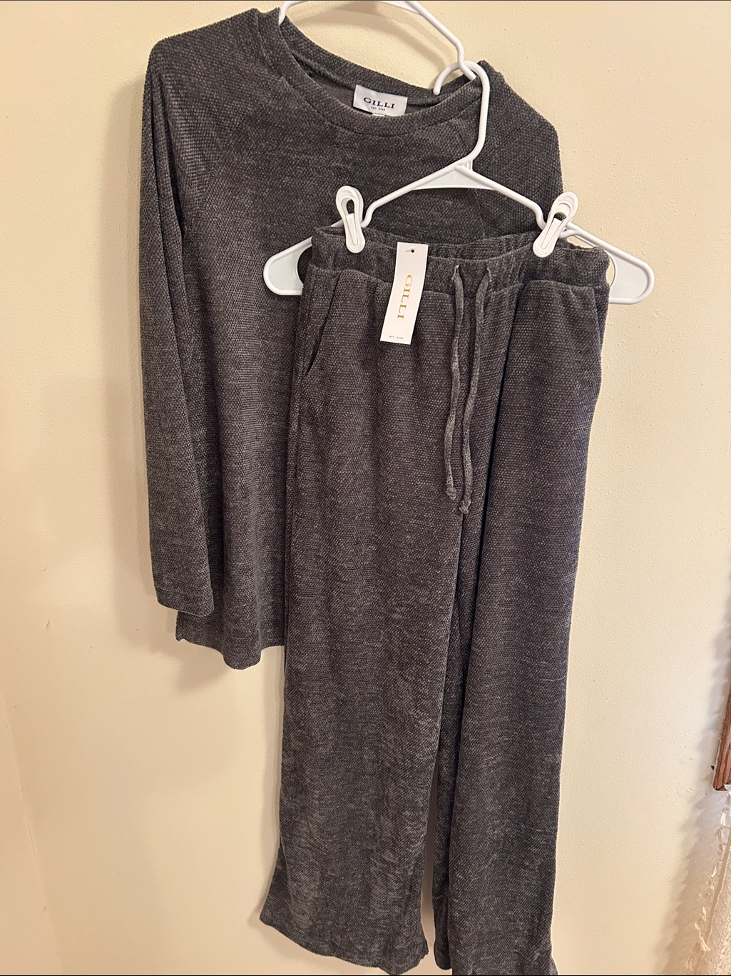 Gilli Gray Textured Knit Lounge Set